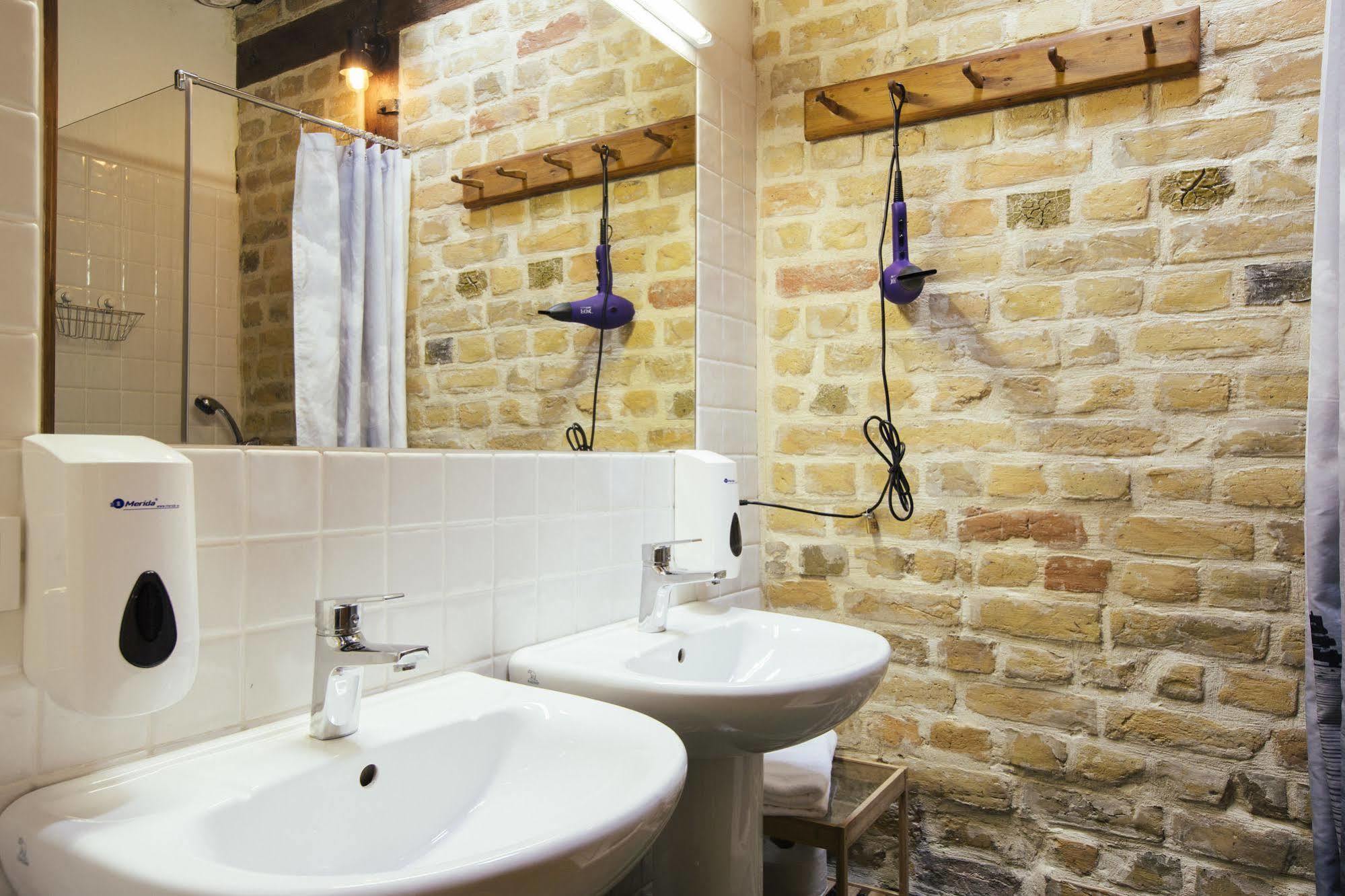 Amalienhof Guesthouse Riga Exterior photo